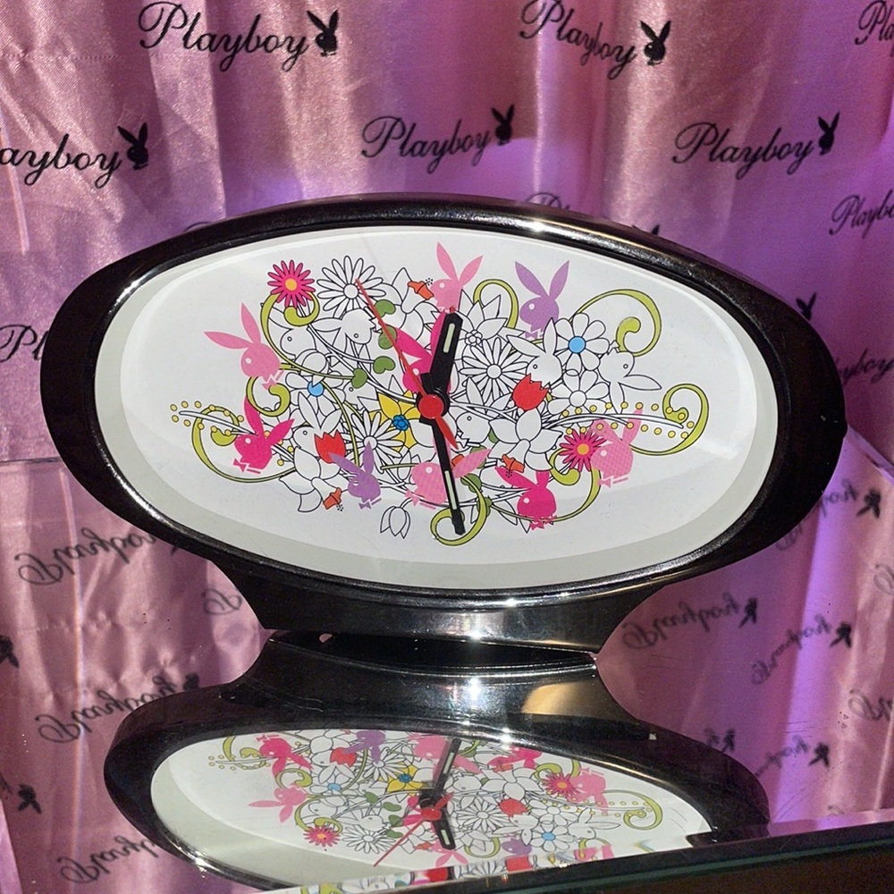 Playboy desk clock💞